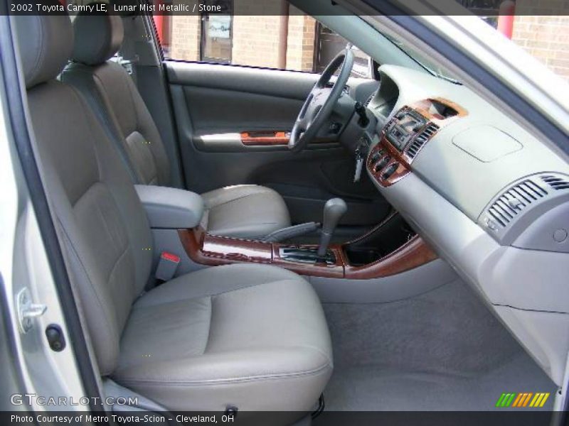Lunar Mist Metallic / Stone 2002 Toyota Camry LE