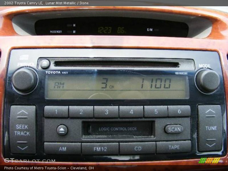 Lunar Mist Metallic / Stone 2002 Toyota Camry LE