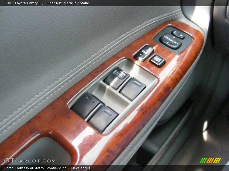 Lunar Mist Metallic / Stone 2002 Toyota Camry LE