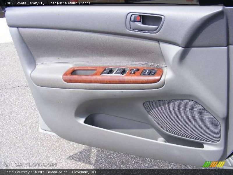 Lunar Mist Metallic / Stone 2002 Toyota Camry LE