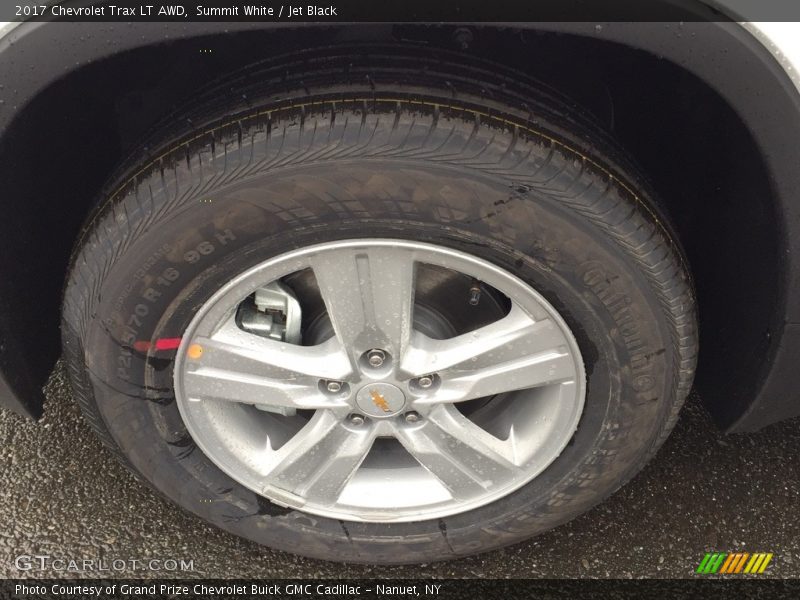 Summit White / Jet Black 2017 Chevrolet Trax LT AWD