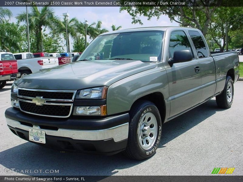 Graystone Metallic / Dark Charcoal 2007 Chevrolet Silverado 1500 Classic Work Truck Extended Cab