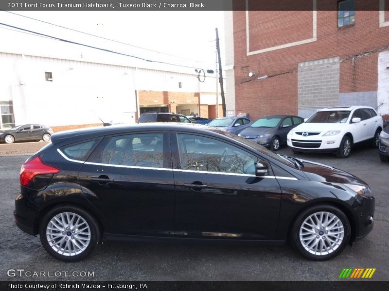 Tuxedo Black / Charcoal Black 2013 Ford Focus Titanium Hatchback