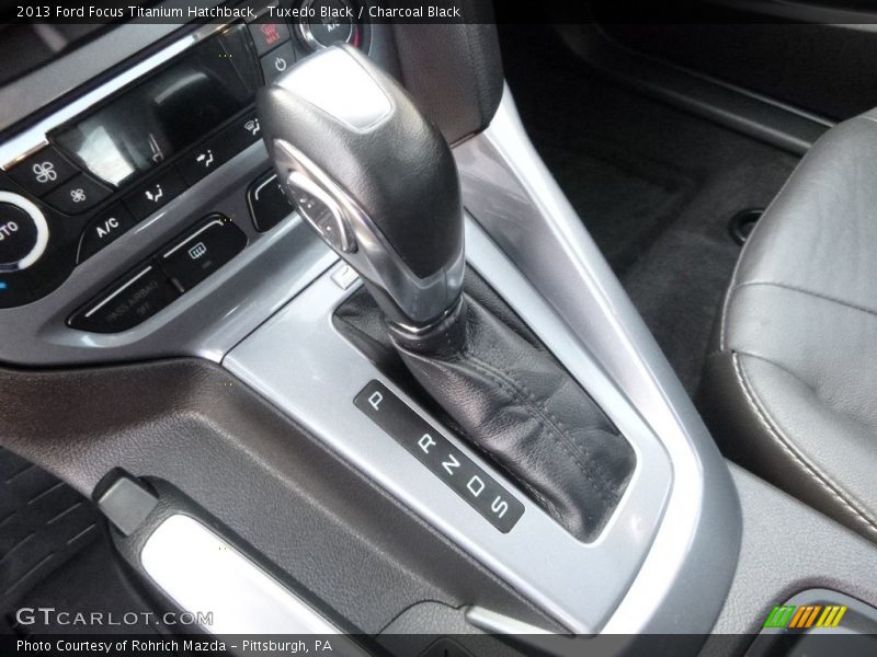 Tuxedo Black / Charcoal Black 2013 Ford Focus Titanium Hatchback
