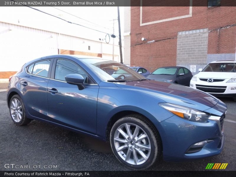 Front 3/4 View of 2017 MAZDA3 Touring 5 Door