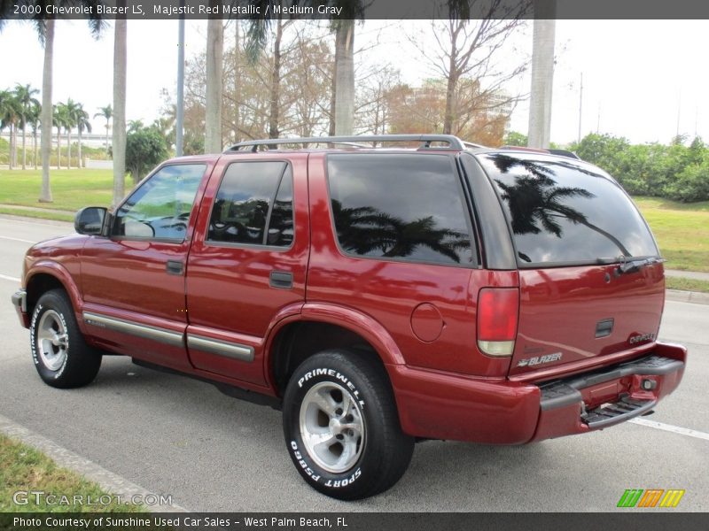 Majestic Red Metallic / Medium Gray 2000 Chevrolet Blazer LS
