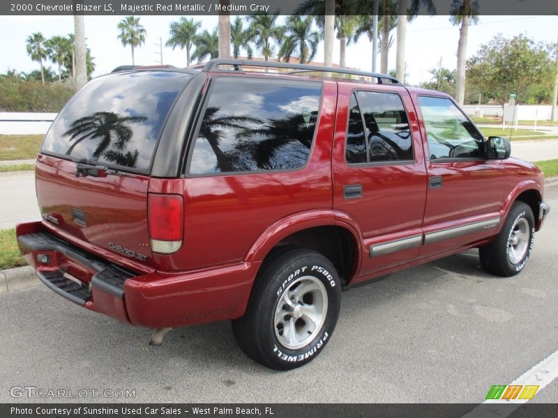Majestic Red Metallic / Medium Gray 2000 Chevrolet Blazer LS