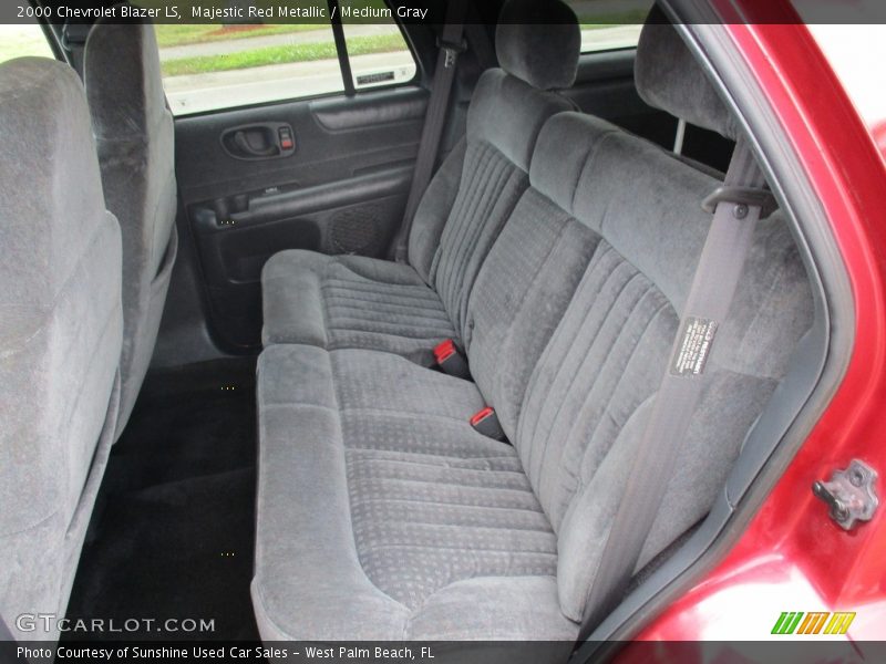 Majestic Red Metallic / Medium Gray 2000 Chevrolet Blazer LS