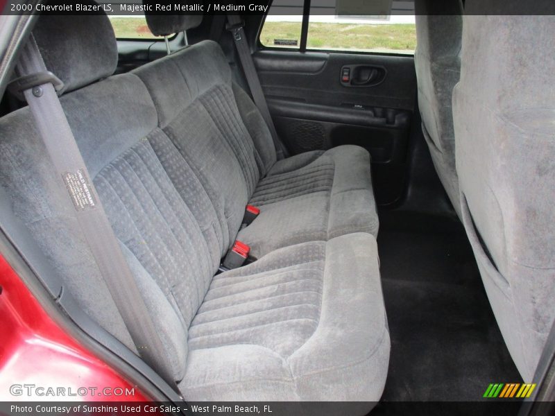 Majestic Red Metallic / Medium Gray 2000 Chevrolet Blazer LS