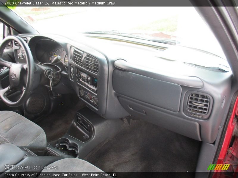Majestic Red Metallic / Medium Gray 2000 Chevrolet Blazer LS