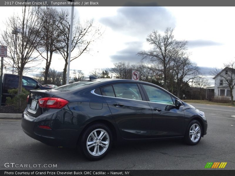 Tungsten Metallic / Jet Black 2017 Chevrolet Cruze LT