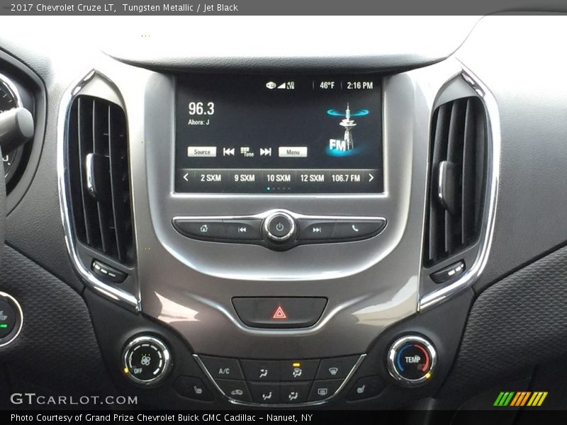 Tungsten Metallic / Jet Black 2017 Chevrolet Cruze LT