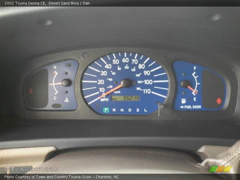 Desert Sand Mica / Oak 2002 Toyota Sienna CE