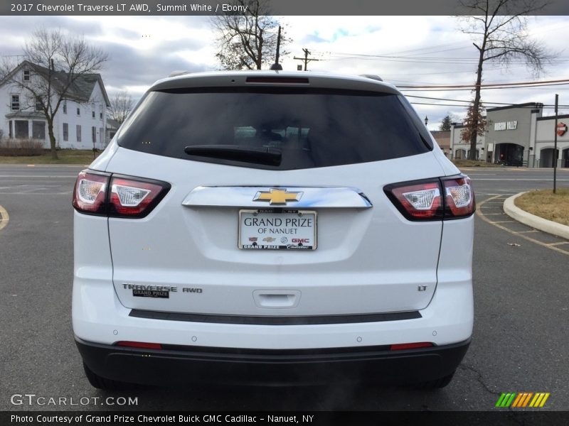 Summit White / Ebony 2017 Chevrolet Traverse LT AWD