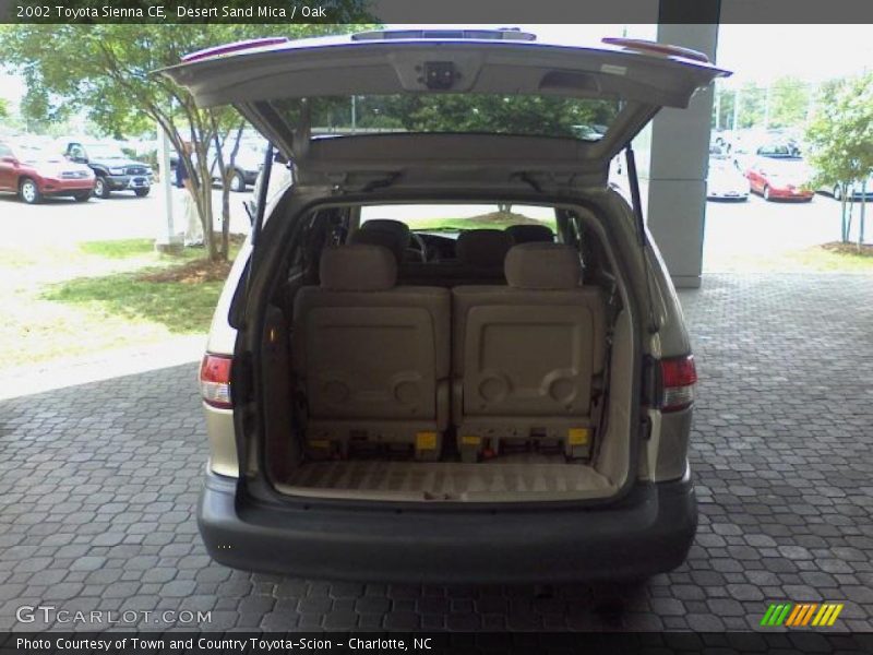 Desert Sand Mica / Oak 2002 Toyota Sienna CE