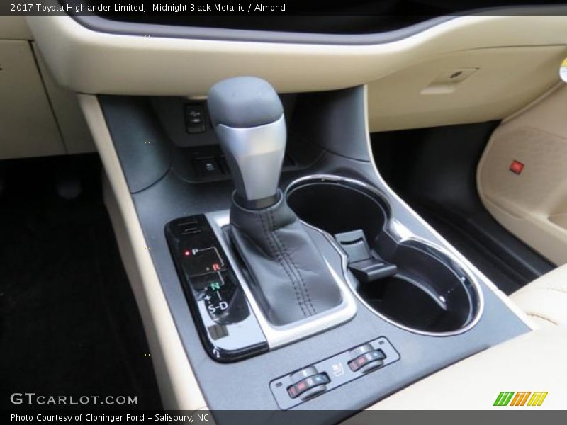  2017 Highlander Limited 8 Speed ECT-i Automatic Shifter