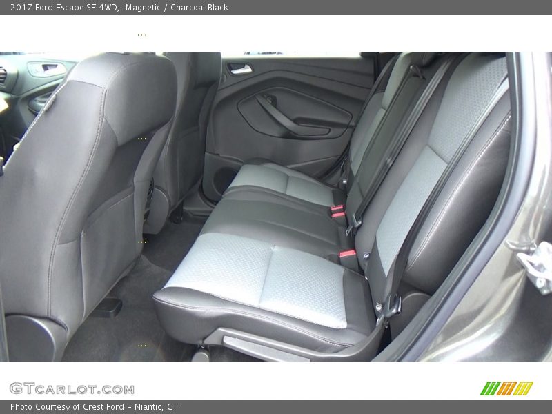 Magnetic / Charcoal Black 2017 Ford Escape SE 4WD
