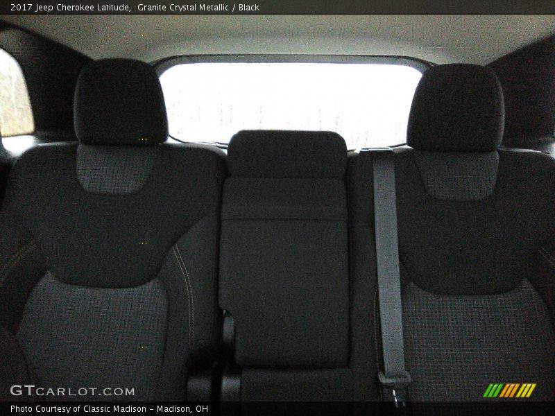 Granite Crystal Metallic / Black 2017 Jeep Cherokee Latitude