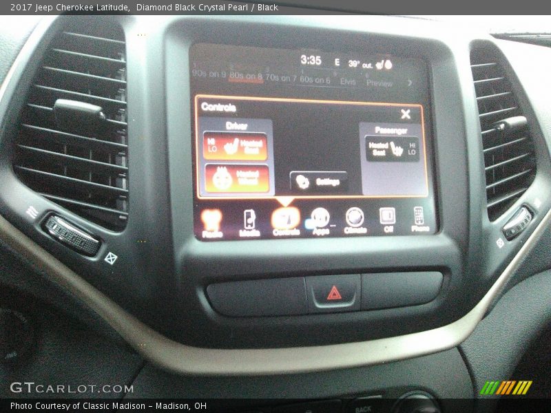 Diamond Black Crystal Pearl / Black 2017 Jeep Cherokee Latitude