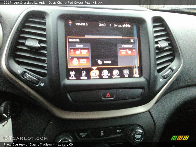 Deep Cherry Red Crystal Pearl / Black 2017 Jeep Cherokee Latitude