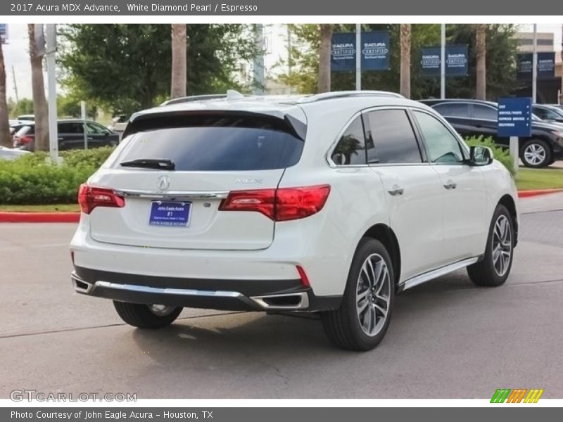 White Diamond Pearl / Espresso 2017 Acura MDX Advance