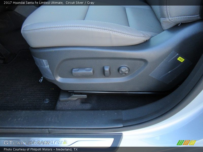 Circuit Silver / Gray 2017 Hyundai Santa Fe Limited Ultimate