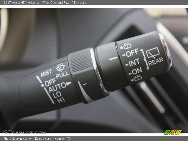 White Diamond Pearl / Espresso 2017 Acura MDX Advance