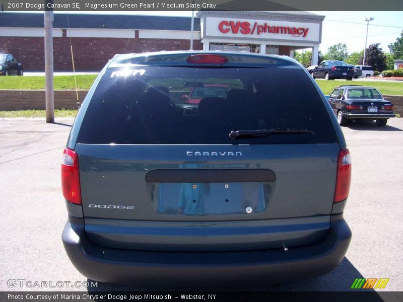 Magnesium Green Pearl / Medium Slate Gray 2007 Dodge Caravan SE