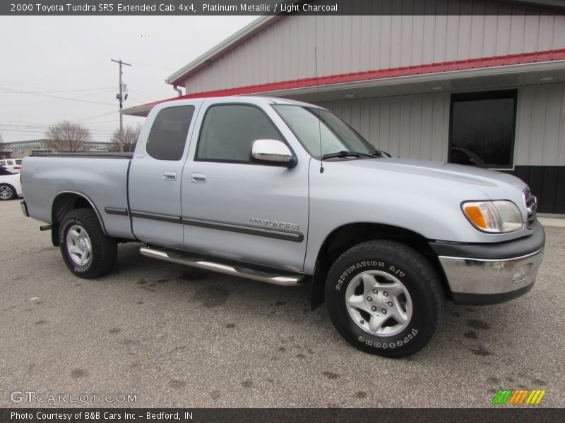 Platinum Metallic / Light Charcoal 2000 Toyota Tundra SR5 Extended Cab 4x4