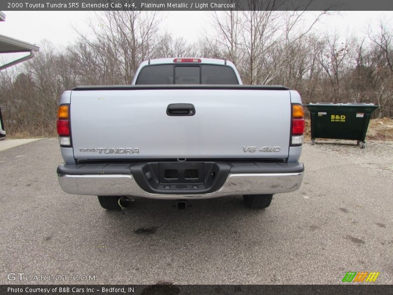 Platinum Metallic / Light Charcoal 2000 Toyota Tundra SR5 Extended Cab 4x4