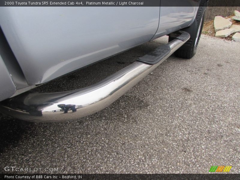 Platinum Metallic / Light Charcoal 2000 Toyota Tundra SR5 Extended Cab 4x4