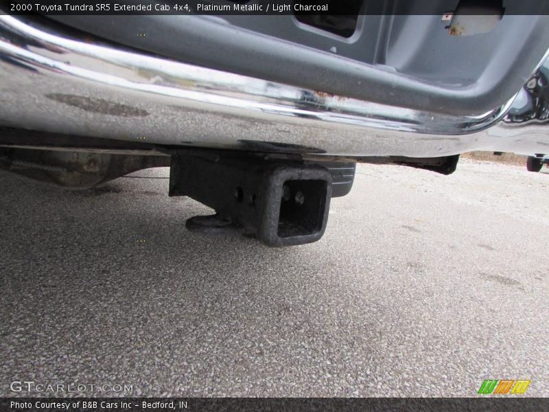 Platinum Metallic / Light Charcoal 2000 Toyota Tundra SR5 Extended Cab 4x4