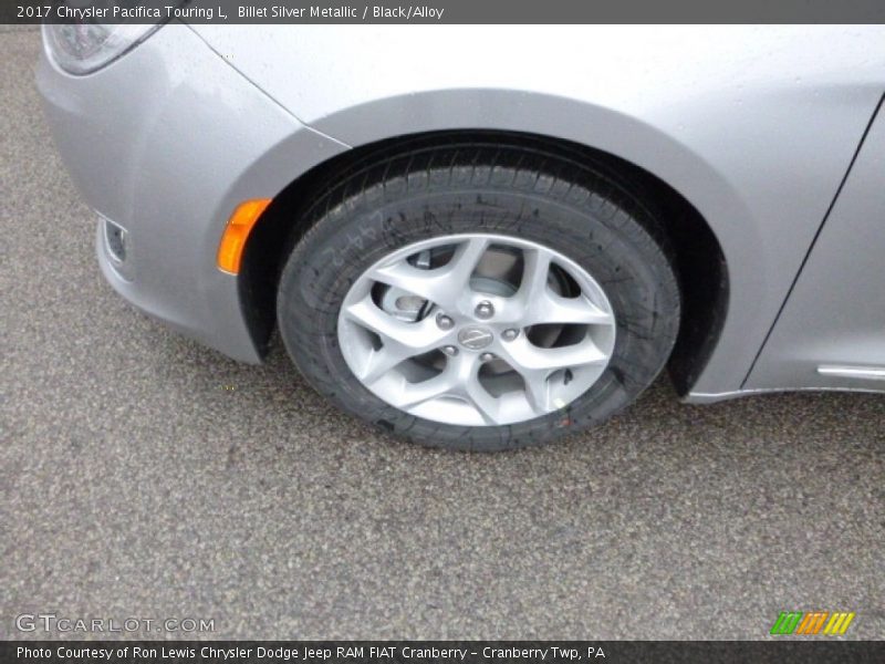 Billet Silver Metallic / Black/Alloy 2017 Chrysler Pacifica Touring L