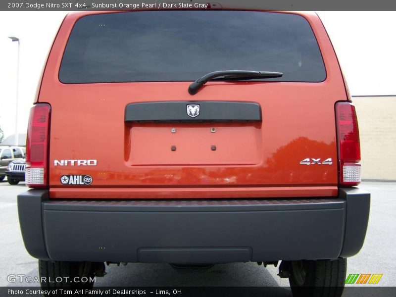 Sunburst Orange Pearl / Dark Slate Gray 2007 Dodge Nitro SXT 4x4