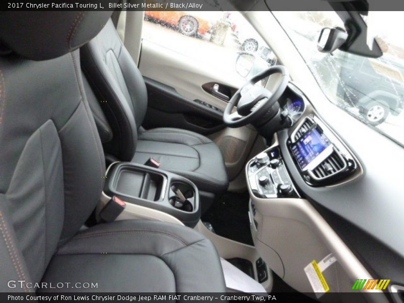 Billet Silver Metallic / Black/Alloy 2017 Chrysler Pacifica Touring L