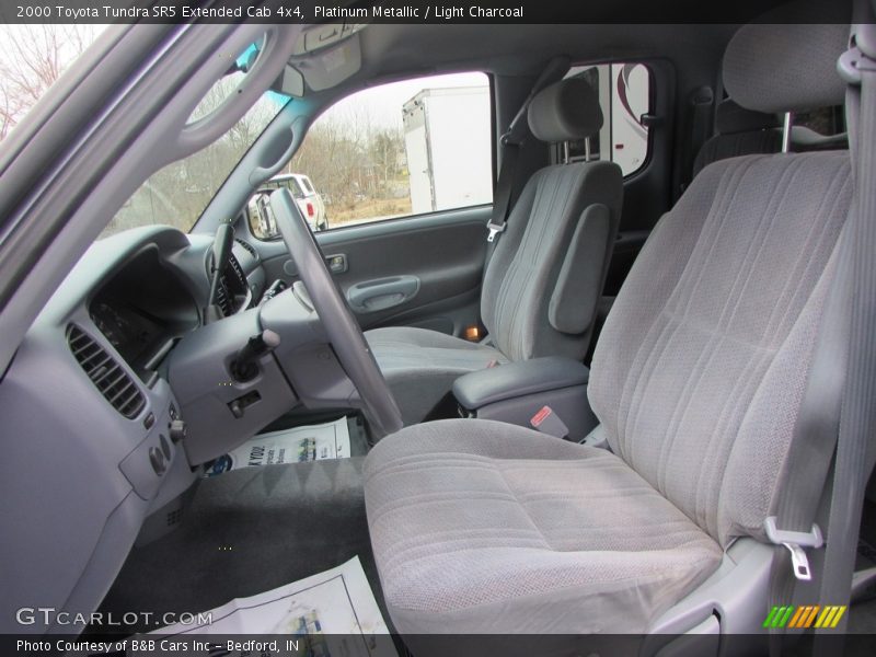 Platinum Metallic / Light Charcoal 2000 Toyota Tundra SR5 Extended Cab 4x4