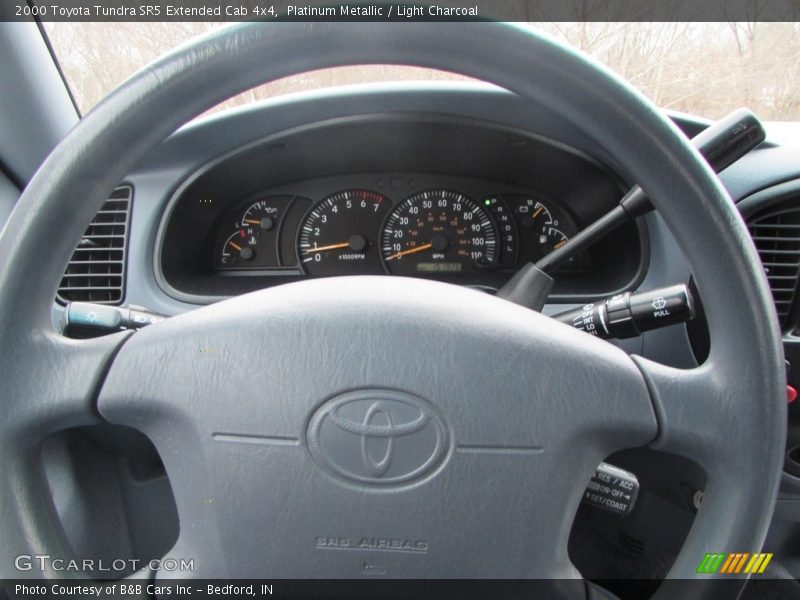 Platinum Metallic / Light Charcoal 2000 Toyota Tundra SR5 Extended Cab 4x4