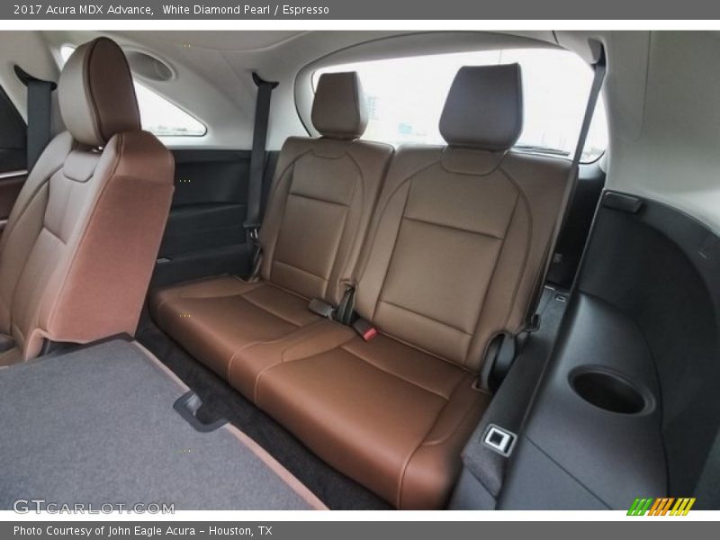 White Diamond Pearl / Espresso 2017 Acura MDX Advance
