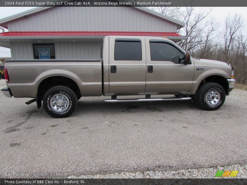 Arizona Beige Metallic / Medium Parchment 2004 Ford F250 Super Duty XLT Crew Cab 4x4