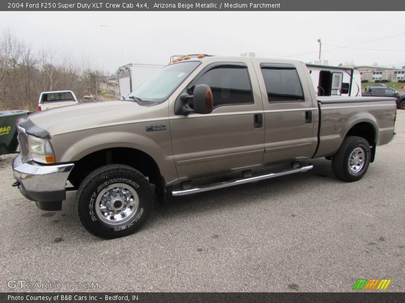 Arizona Beige Metallic / Medium Parchment 2004 Ford F250 Super Duty XLT Crew Cab 4x4