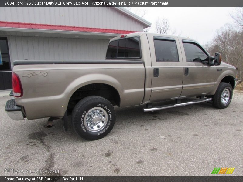 Arizona Beige Metallic / Medium Parchment 2004 Ford F250 Super Duty XLT Crew Cab 4x4