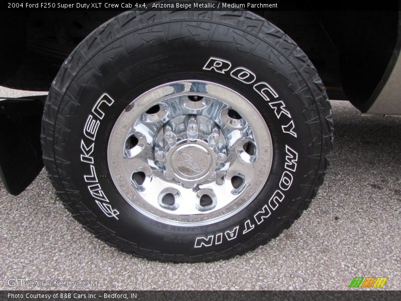 Arizona Beige Metallic / Medium Parchment 2004 Ford F250 Super Duty XLT Crew Cab 4x4