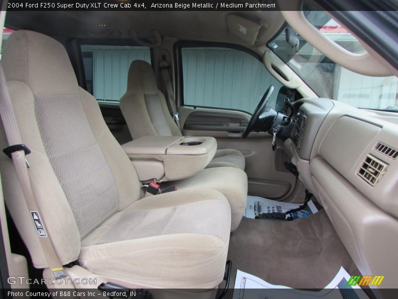 Arizona Beige Metallic / Medium Parchment 2004 Ford F250 Super Duty XLT Crew Cab 4x4