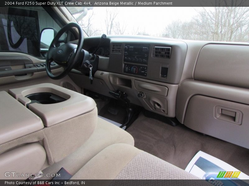 Arizona Beige Metallic / Medium Parchment 2004 Ford F250 Super Duty XLT Crew Cab 4x4