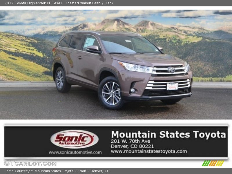 Toasted Walnut Pearl / Black 2017 Toyota Highlander XLE AWD
