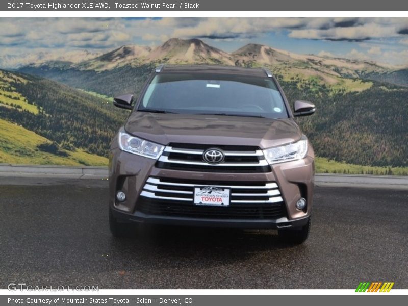 Toasted Walnut Pearl / Black 2017 Toyota Highlander XLE AWD
