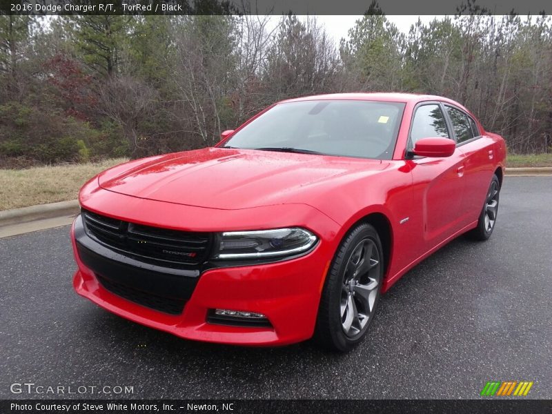 TorRed / Black 2016 Dodge Charger R/T