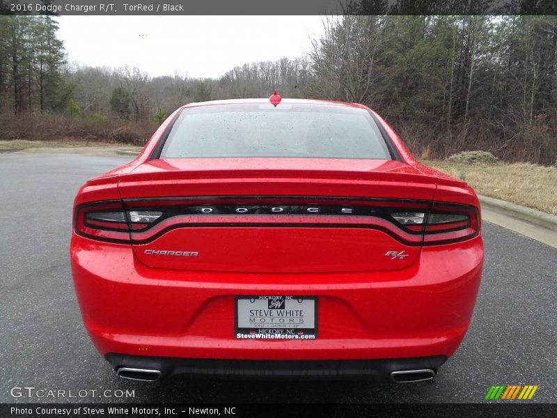 TorRed / Black 2016 Dodge Charger R/T