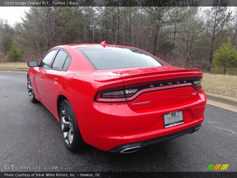 TorRed / Black 2016 Dodge Charger R/T