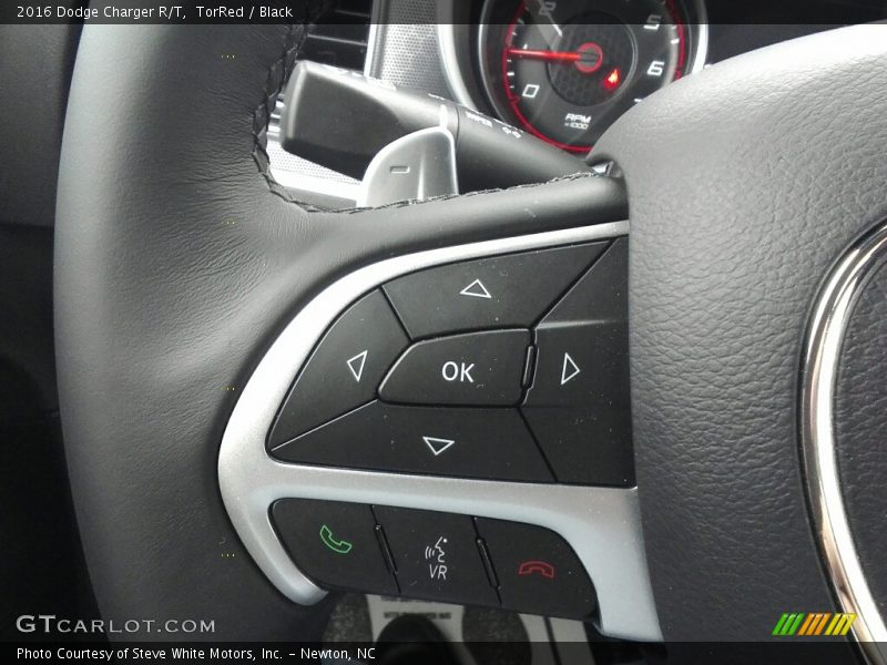 TorRed / Black 2016 Dodge Charger R/T